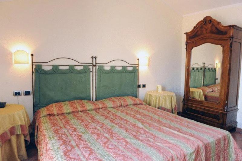 Hotel Urbano V Montefiascone Quarto foto
